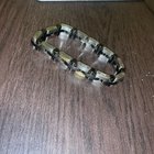 帮助确定古代祖父手镯