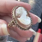 我刚刚得到了这些出色的女人，我想知道有关更大面纱剧集的更多信息。