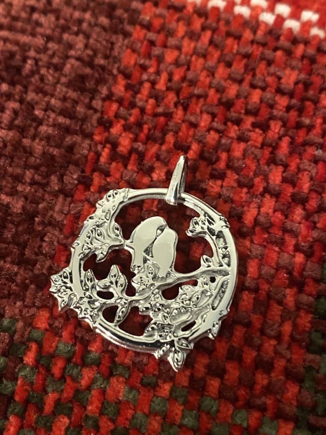 春天到来，制作了匹配的珠宝。