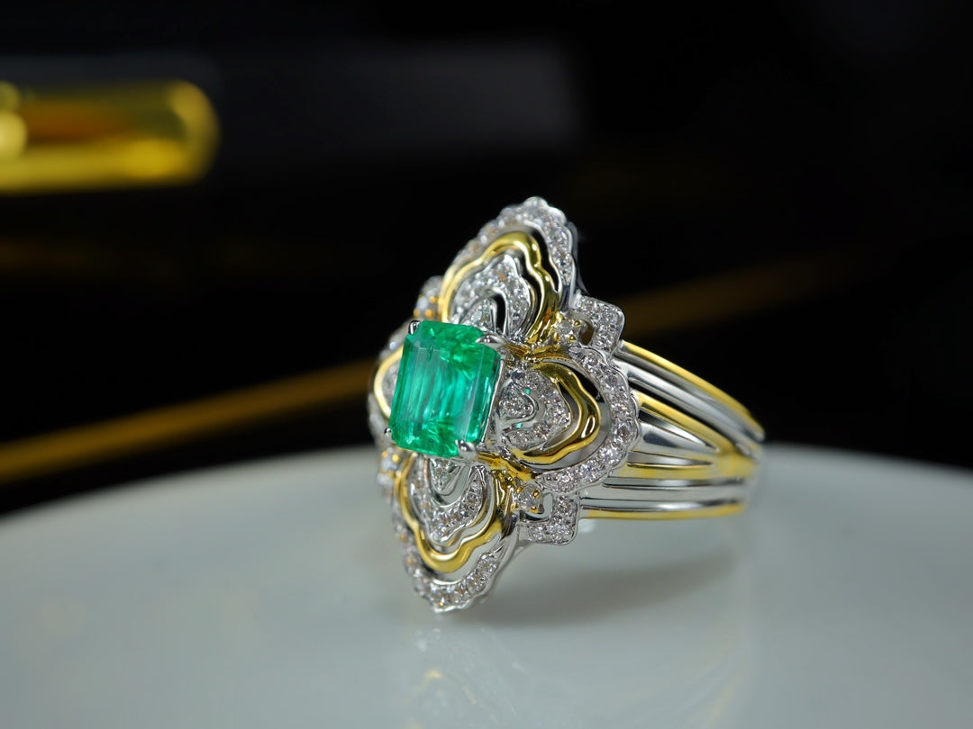 Buccellati-Style Emerald Ring with Lace Diamond Design - 图片 3