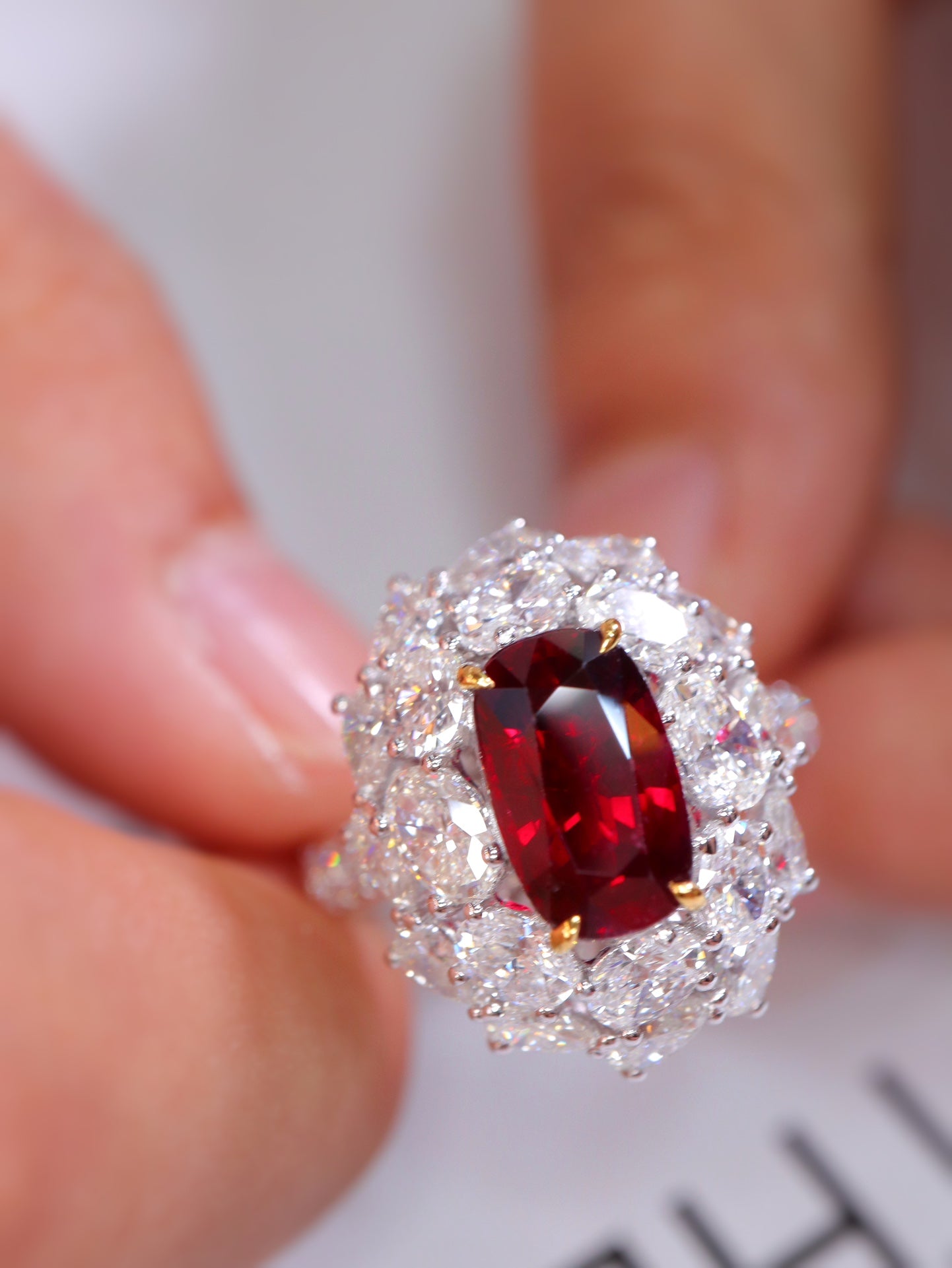 3-Carat Premium Pigeon Blood Red Ruby Ring - Luxury Jewelry - 图片 4