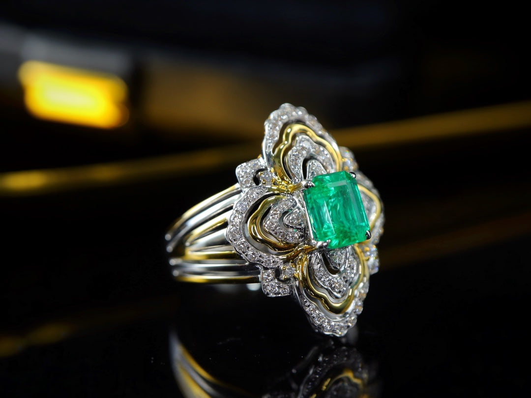 Buccellati-Style Emerald Ring with Lace Diamond Design - 图片 5