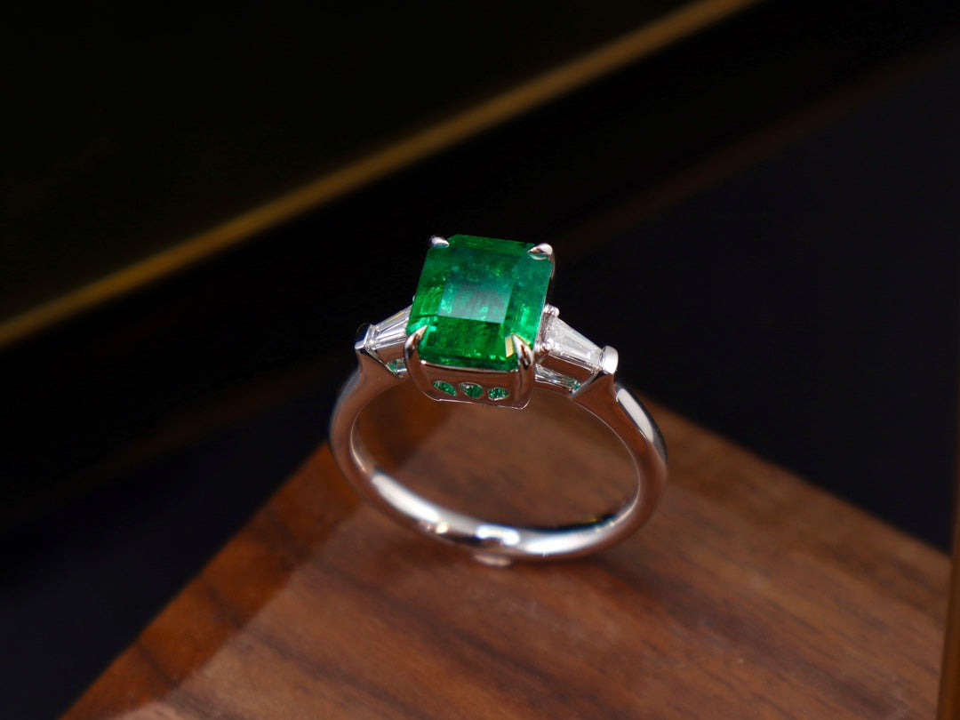 2.51 Carat Emerald Ring - Vivid Green Jewelry Gemstone - 图片 5