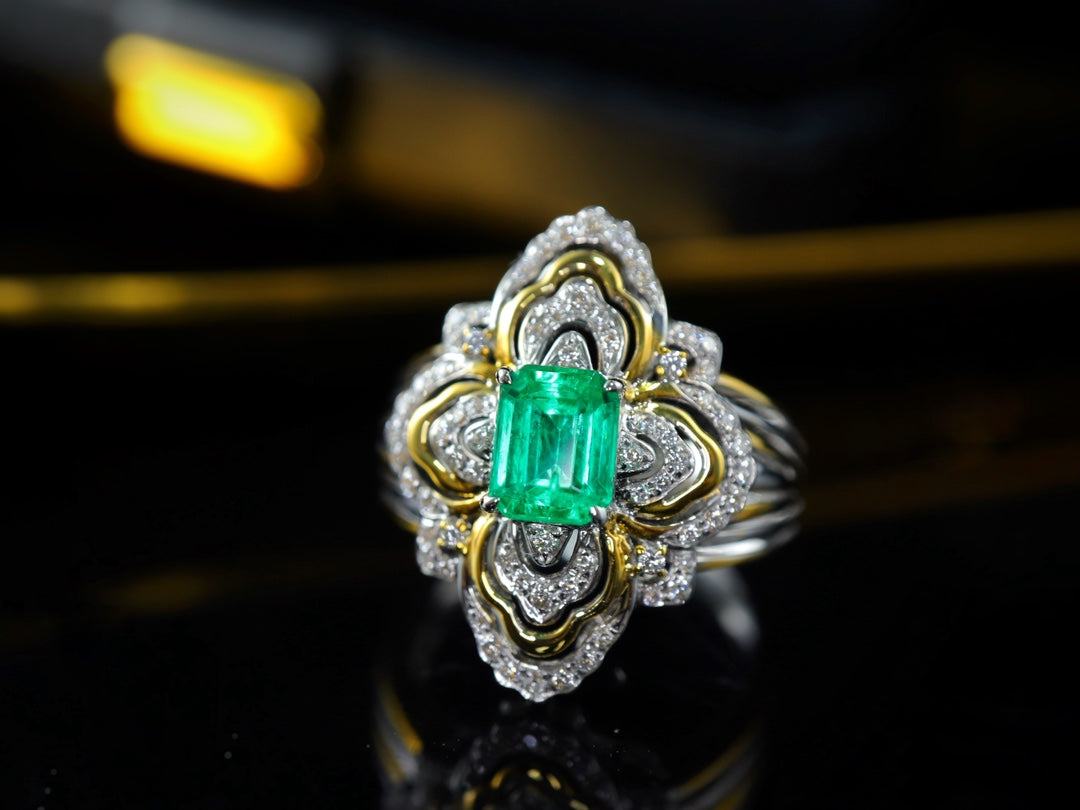Buccellati-Style Emerald Ring with Lace Diamond Design - 图片 6