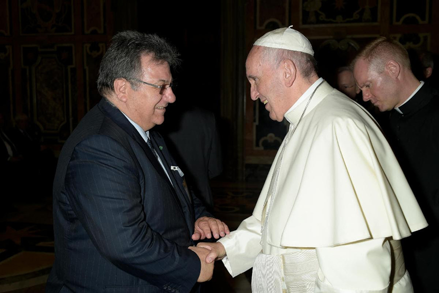 The World Jewellery Confederation Bows its Head in Memory of the Holy Father Pope Francis