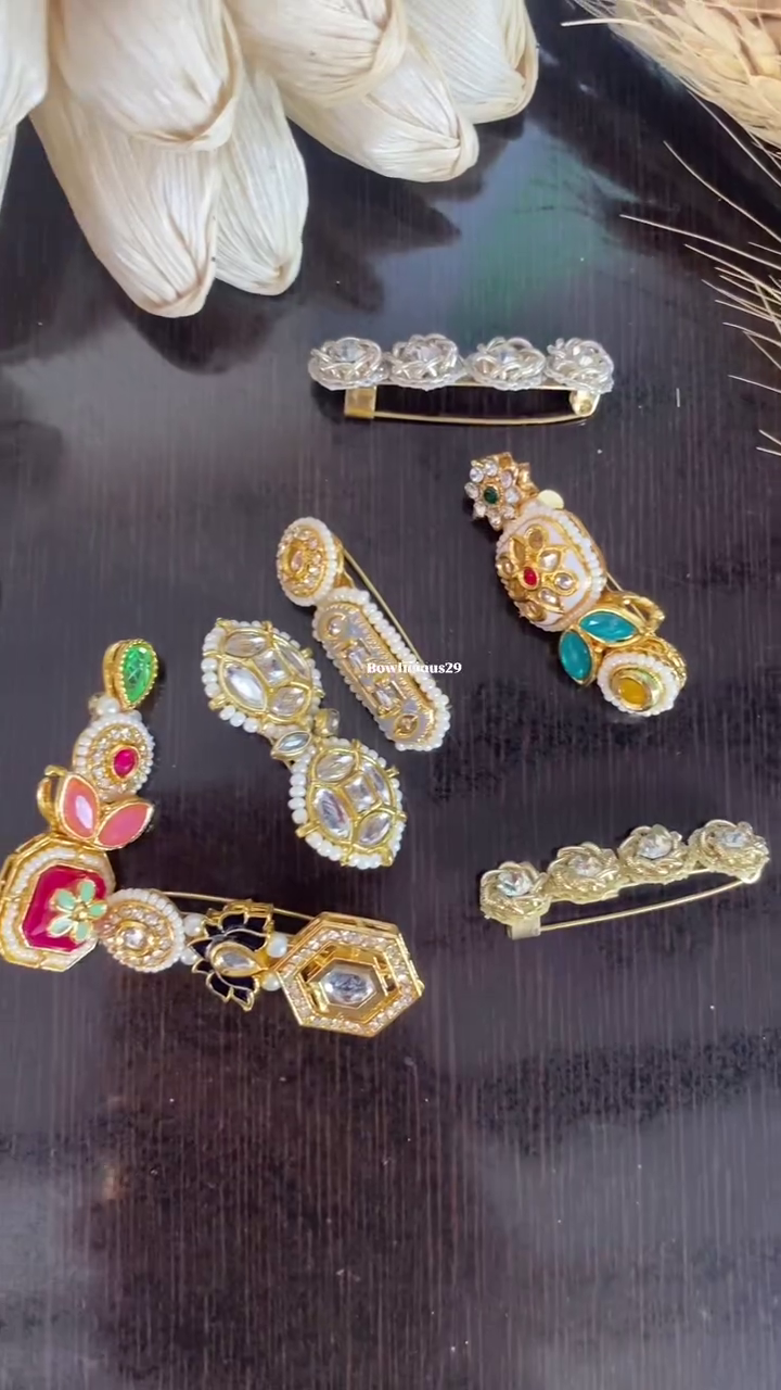 Imitation Saree Pins Collection From 'Bow_licious29'