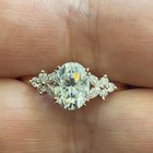 订婚戒指改变了大小