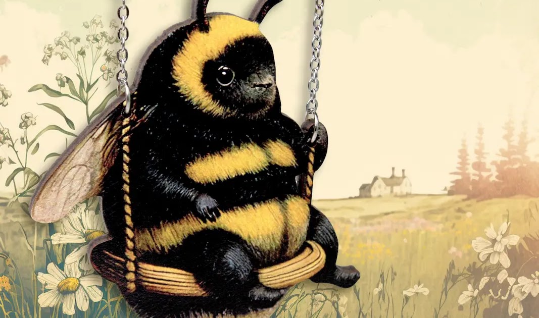 DearPruddenceberlin /宝石装饰的奇怪动物珠宝带有幽默感