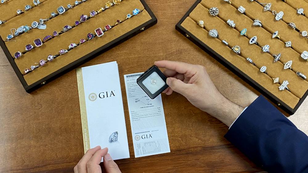 Loose Diamond in Box With GIA Certificate