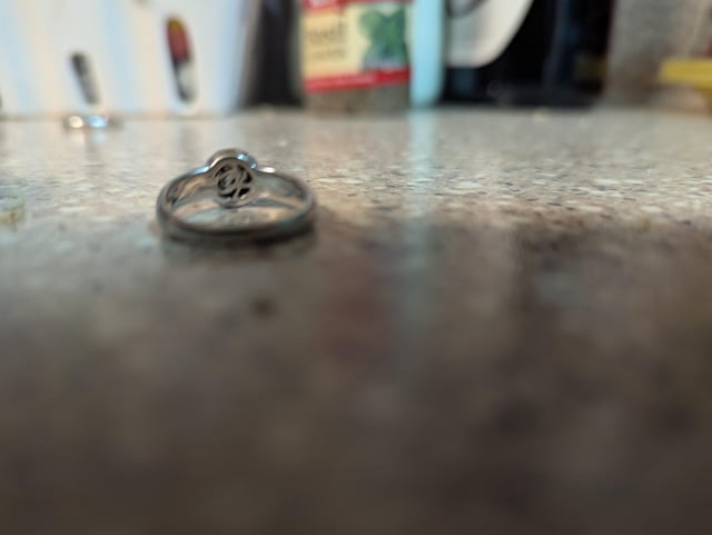 谁能确定情节品牌？