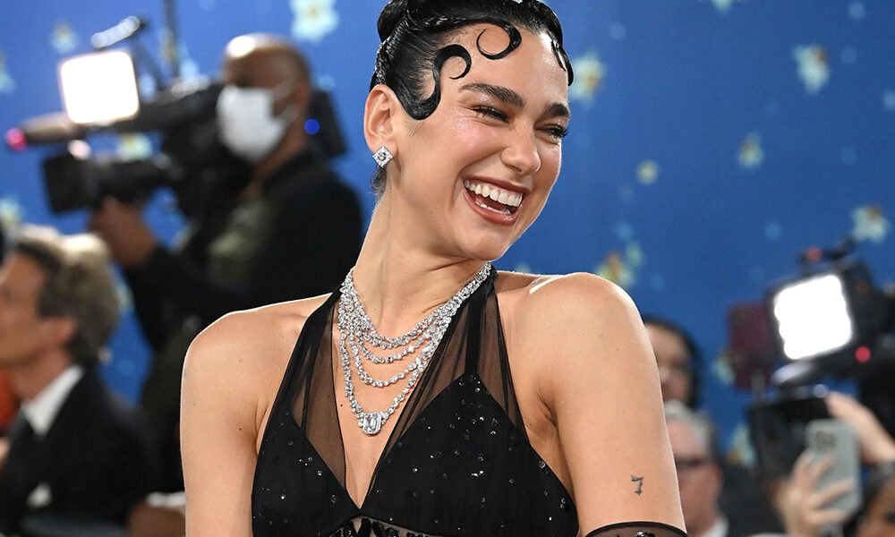 Dua Lipa，Kendall Jenner和其他名人在Gala Met 2025 Met the Gala Mets sparkle sparkle
