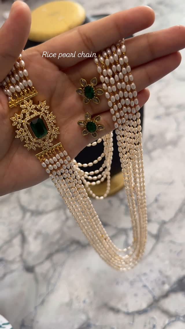 “滑雪克里希纳珠宝滑雪•印度南部珠宝的长珍珠长珍珠