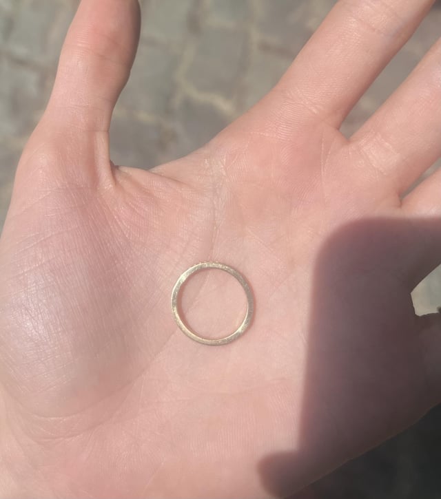 这些划痕正常吗？