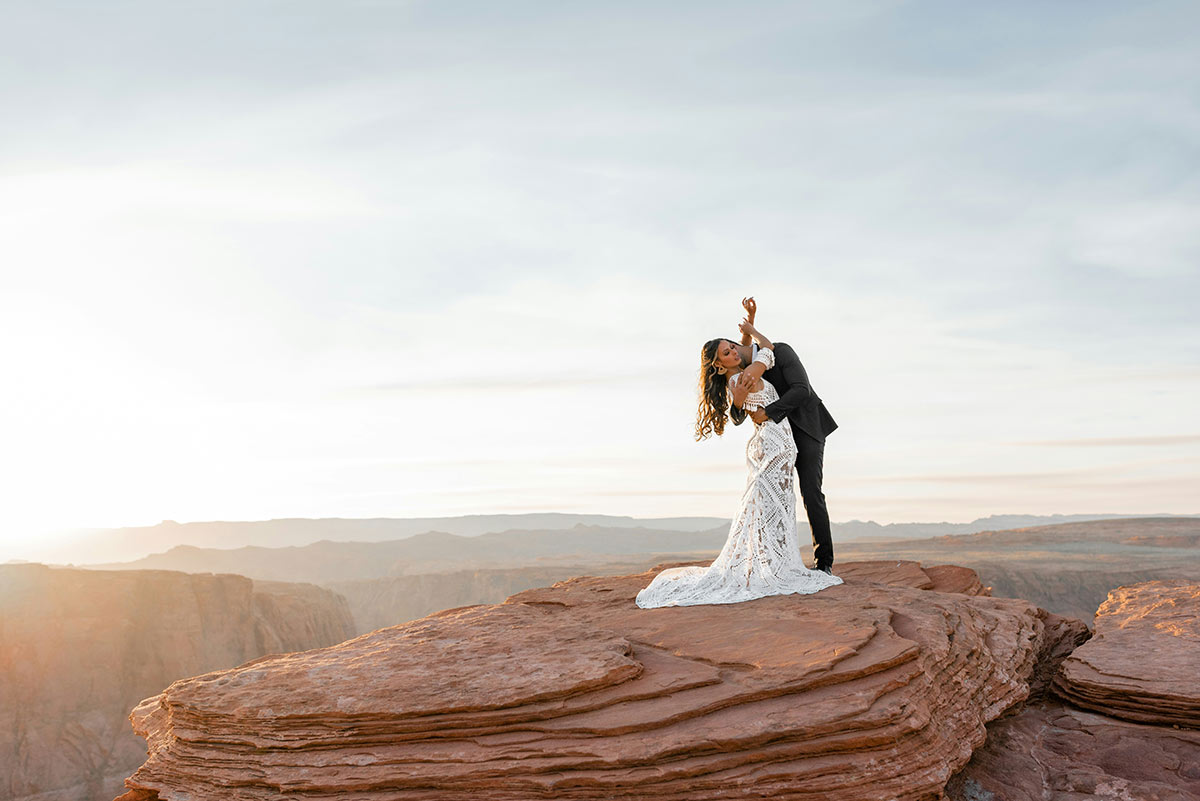 modern digital wedding photography