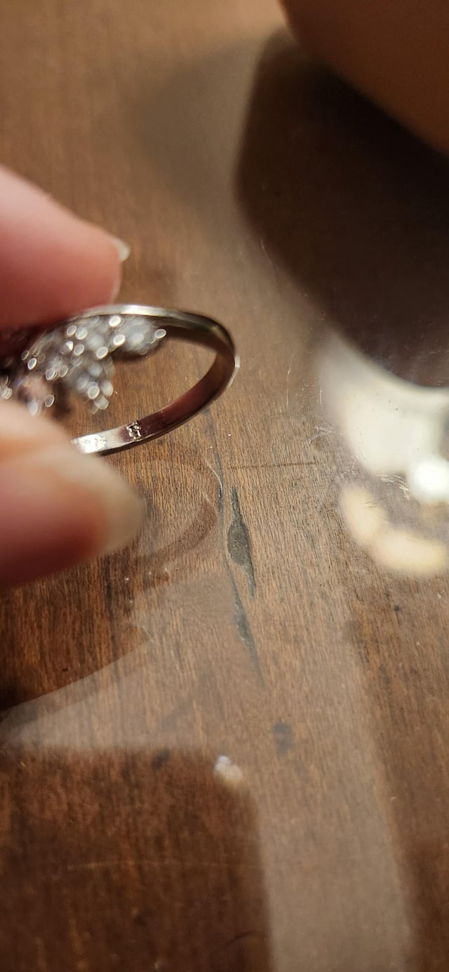 有人知道这个邮票的意思吗？