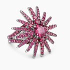 红宝石是美丽的七月出生石