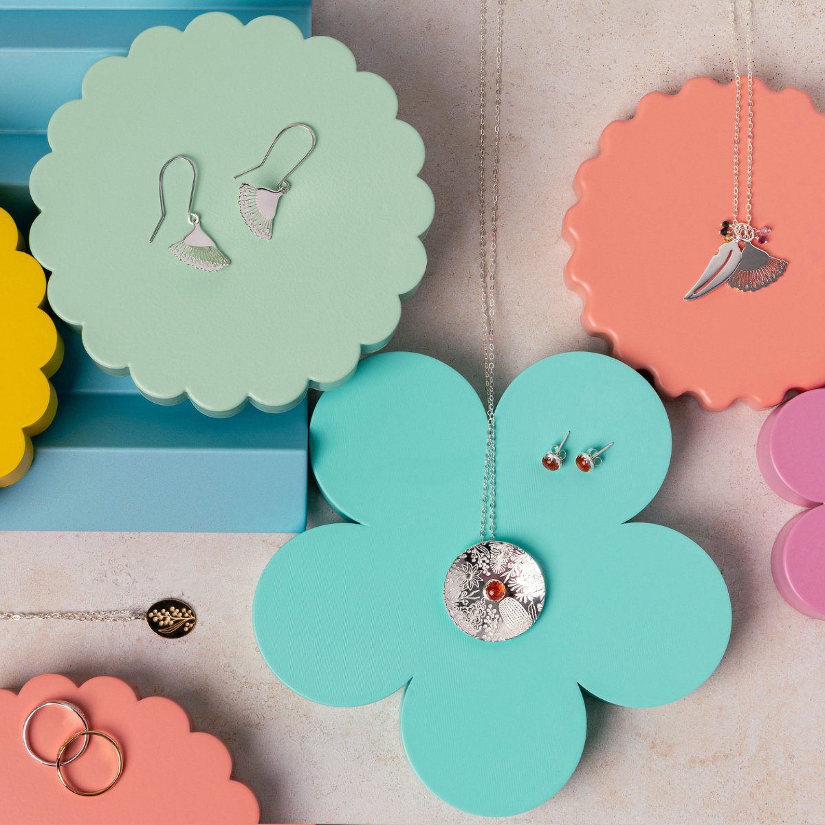 为什么要为手工珠宝买不几乎购买？