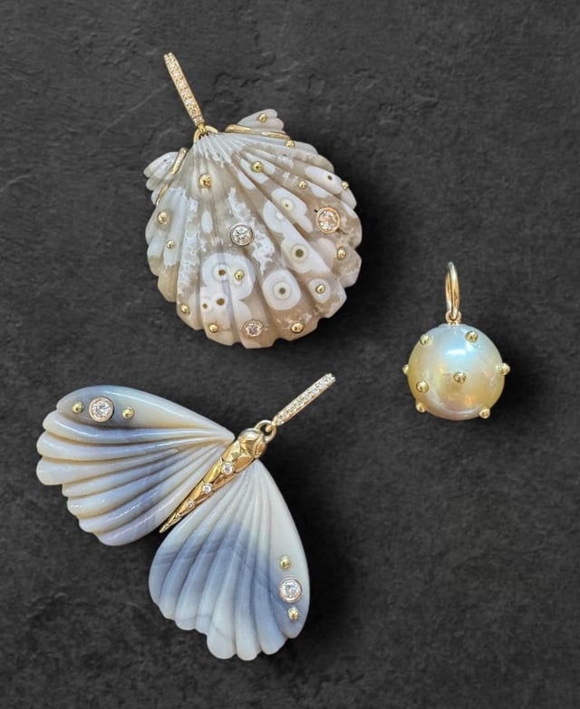 我们喜欢恨他们还是讨厌爱他们？