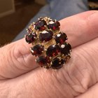 格林纳斯还是红宝石？