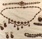 曾曾祖母的波西米亚石榴石