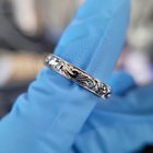 手工雕刻白金结婚戒指