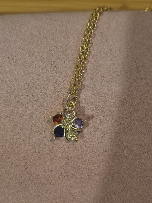 有人知道这条项链吗？