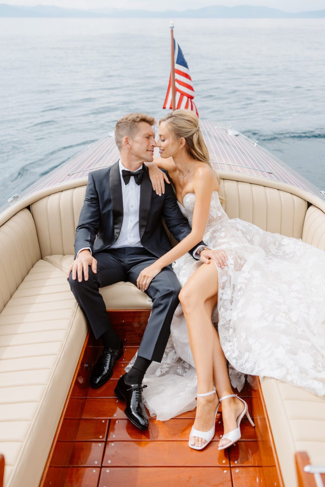 Tahoe湖举行的豪华婚礼〜媒体Wedluxe