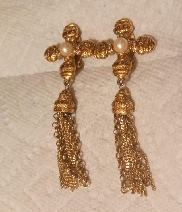 它有助于确定罕见的纪梵希纽约