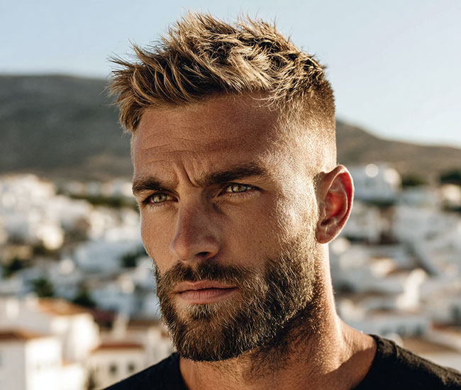 维护低的男性发型8