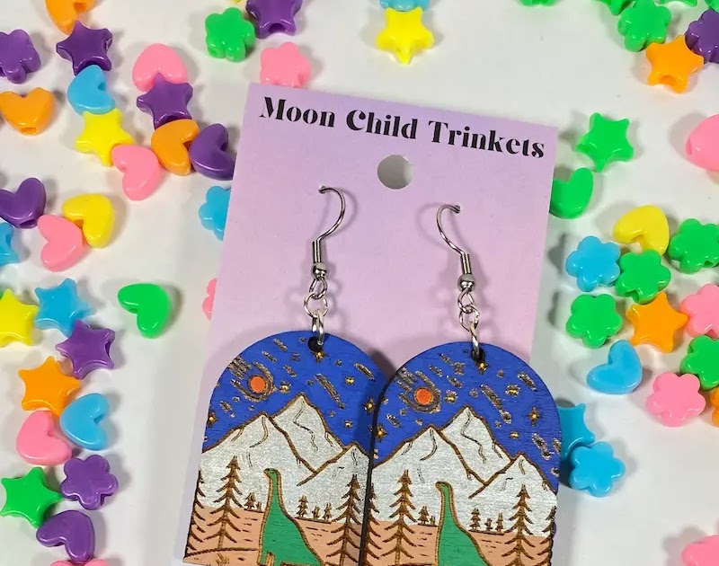 史前动物珠宝受到史前动物的启发，在自然历史博物馆，带有CGI / The Readr Geem