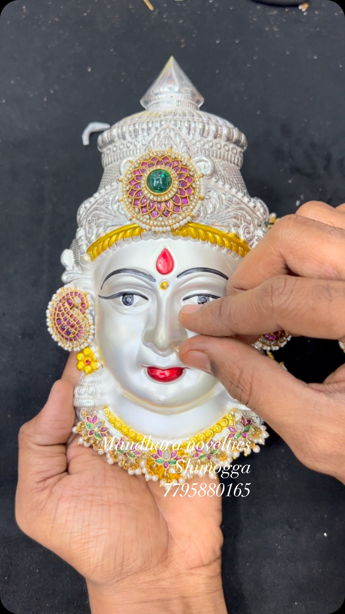 Vaarakshmi Amman的珠宝设计来自“ Mandhara Noveties”•印度南部珠宝