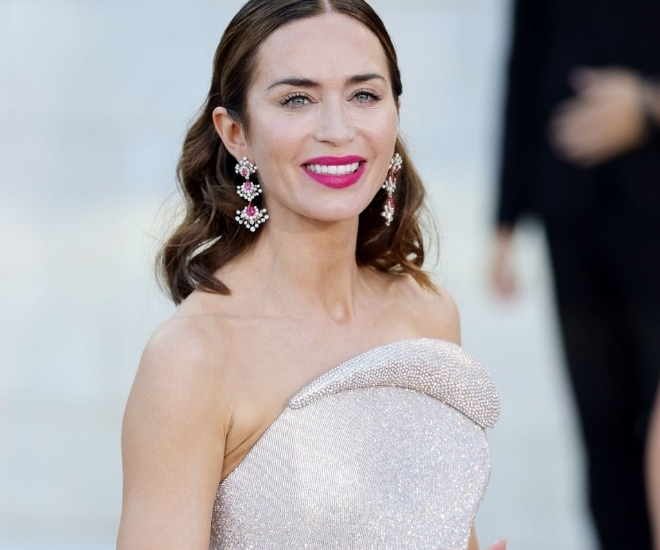 威尼斯电影节2025年：最好的珠宝外观诱发了人们的关注