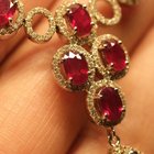 我正要放开这个红宝石套装。