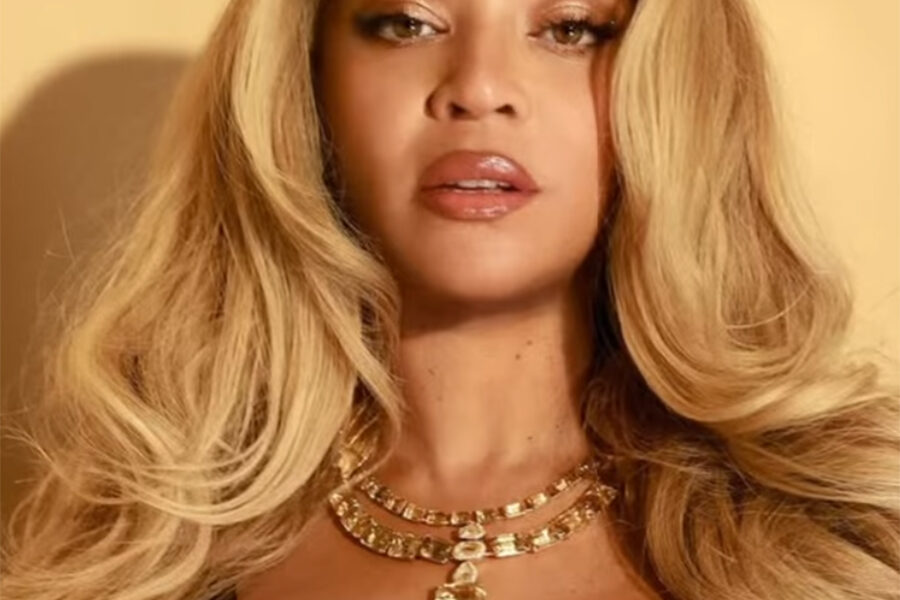 碧昂斯的Glenn Spiro个人项链包括16世纪的非洲文物