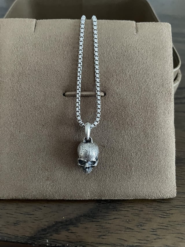 这条链子对于这个吊坠来说是不是太细了？