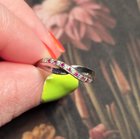 我的结婚戒指内部空心并且有陷阱