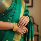 AI 生成项链生活方式照片 我正在寻找诚实的批评来改进我的 AI 工具