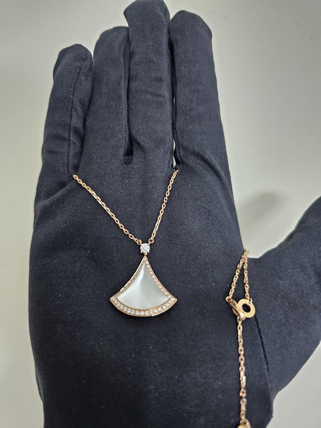 简单但充满爱。