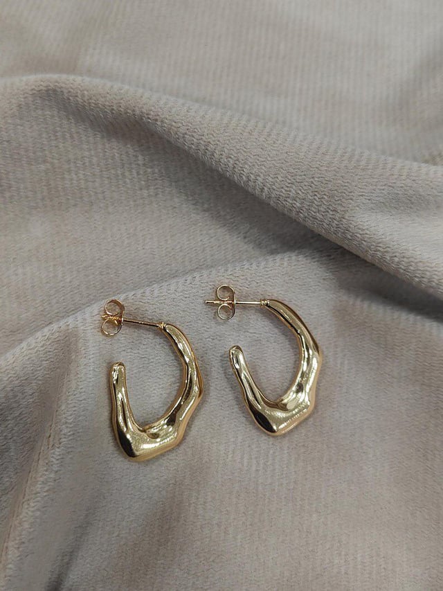 奢华 14k 镀金半耳环