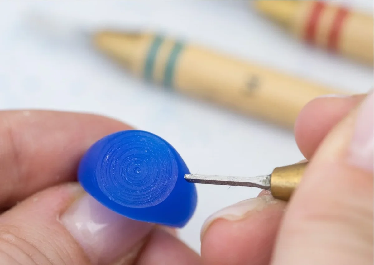 无需昂贵金属的创意珠宝设计（播客剧集） — Jewelers Academy