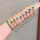 分享这些祖母绿戒指和手链款式（标记为 1-9）——该选择哪一款？