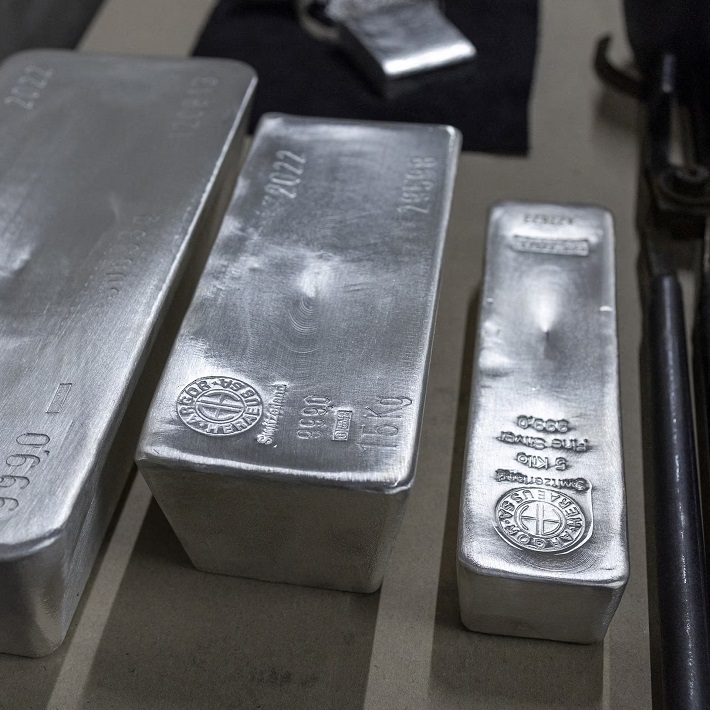 Silver’s Fairy-Tale Rally Unravels as Volatility Takes Centre Stage