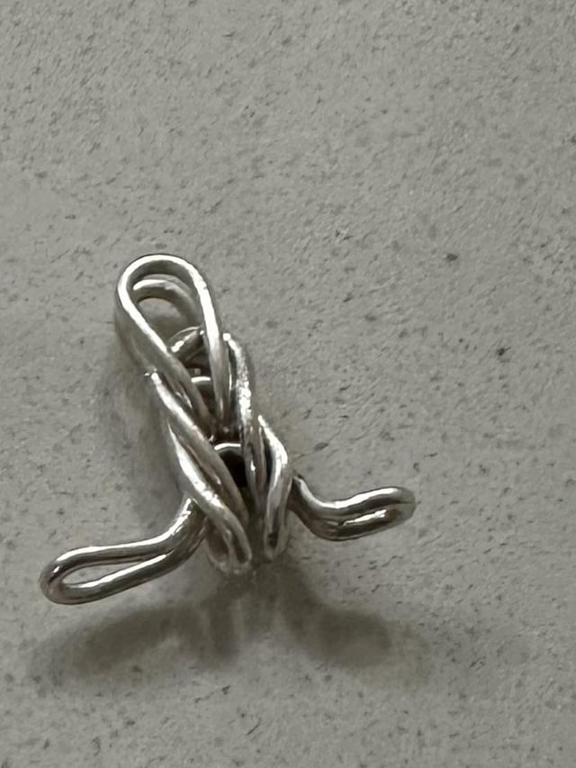 帮忙处理狐狸尾巴。请！