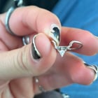 我从一家古董店买了它，并试图找到有关它的更多信息。