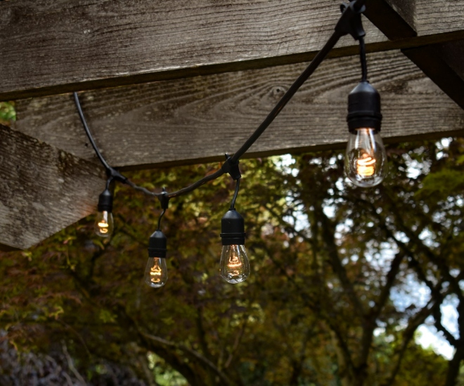 室外照明：当黑暗成为设计限制时