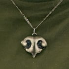 她终于有机会完成这件事了！