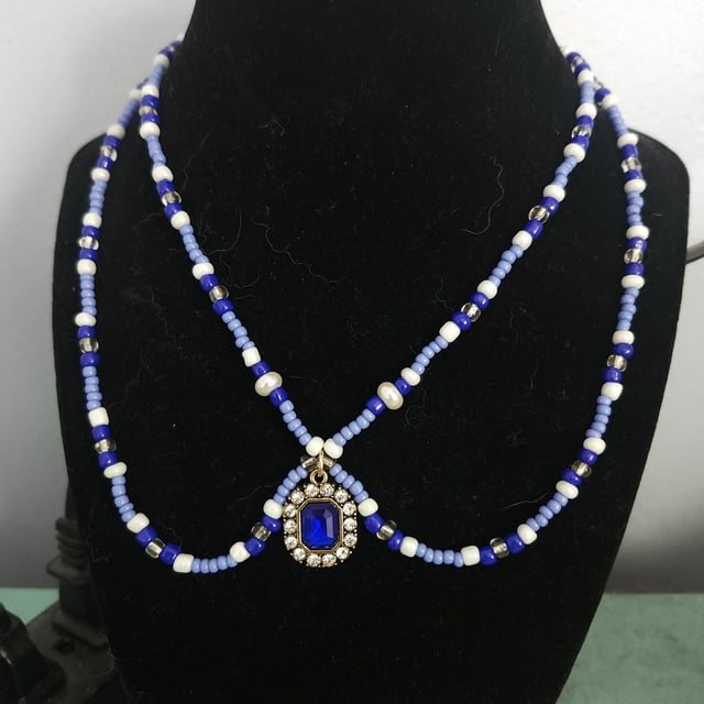 蓝色的 "蓝宝石" 小飞侠项圈项链（水钻）