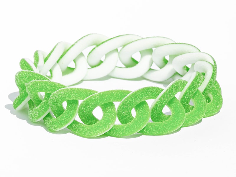 Benedict Haener, Sugar Free Peach Necklace, 2025, in glass, resin, diamonds, photo: Raisa Durandi