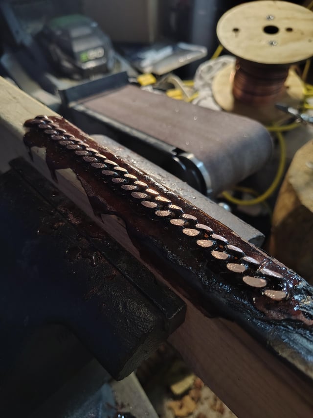 较小的手镯编号 2