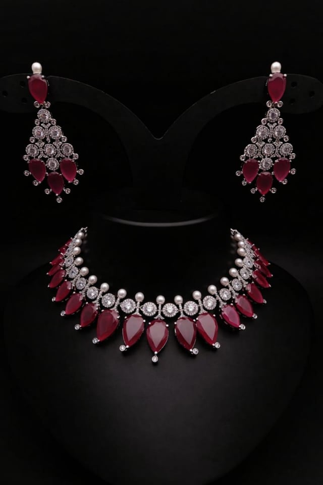 你觉得我最喜欢的新项链怎么样？